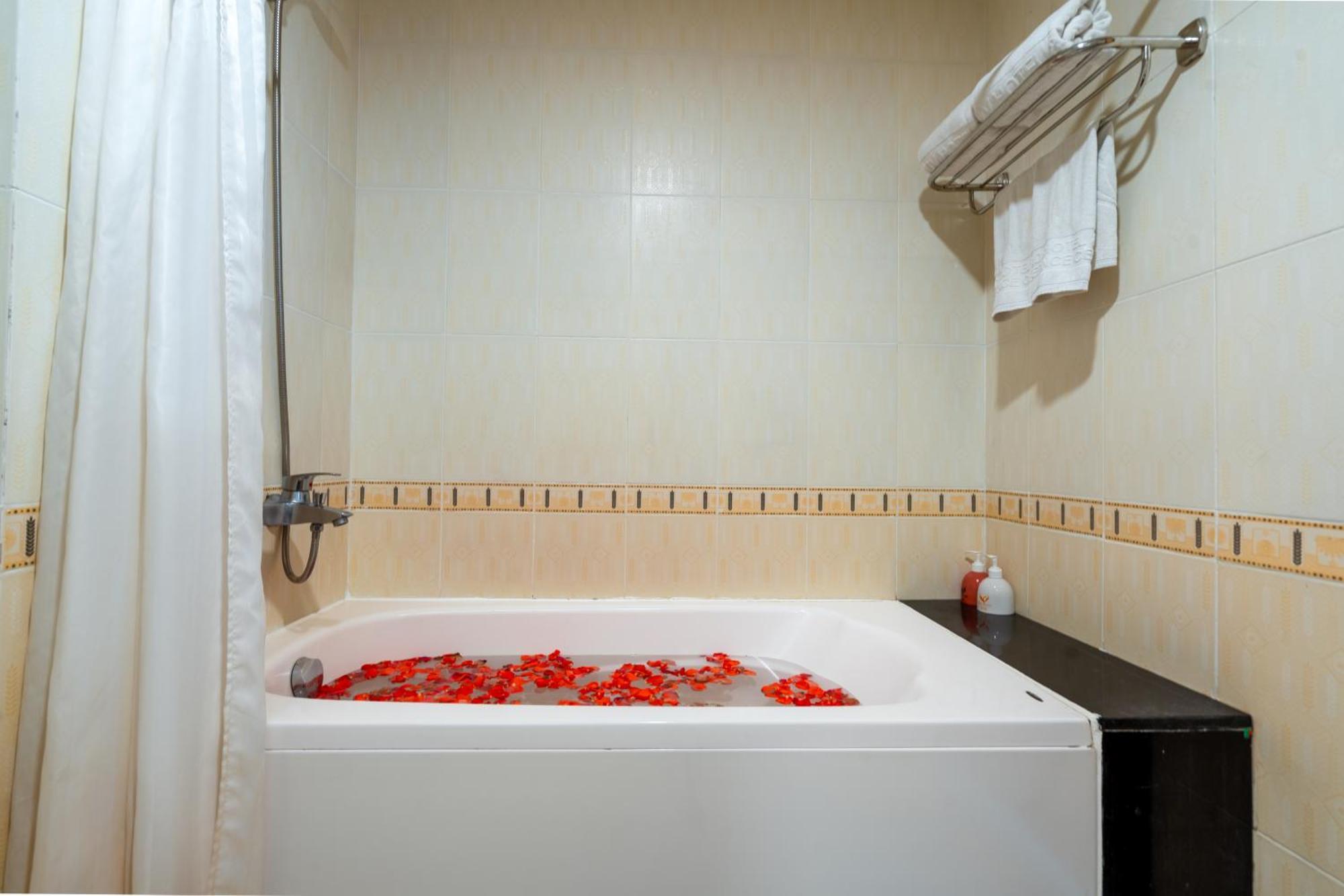 Bidv Beach Hotel Nha Trang Exterior photo