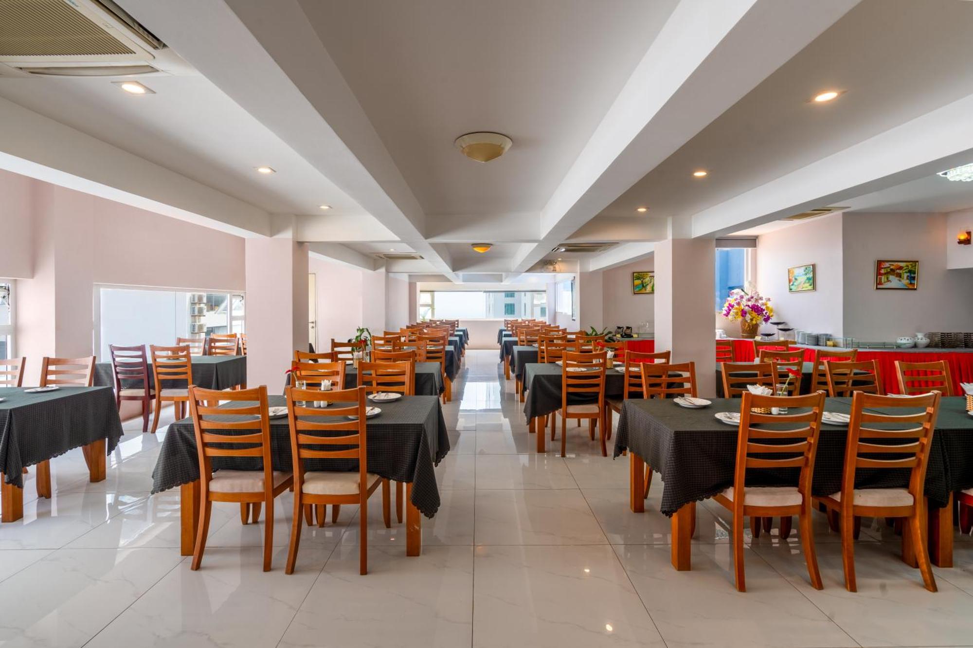 Bidv Beach Hotel Nha Trang Exterior photo