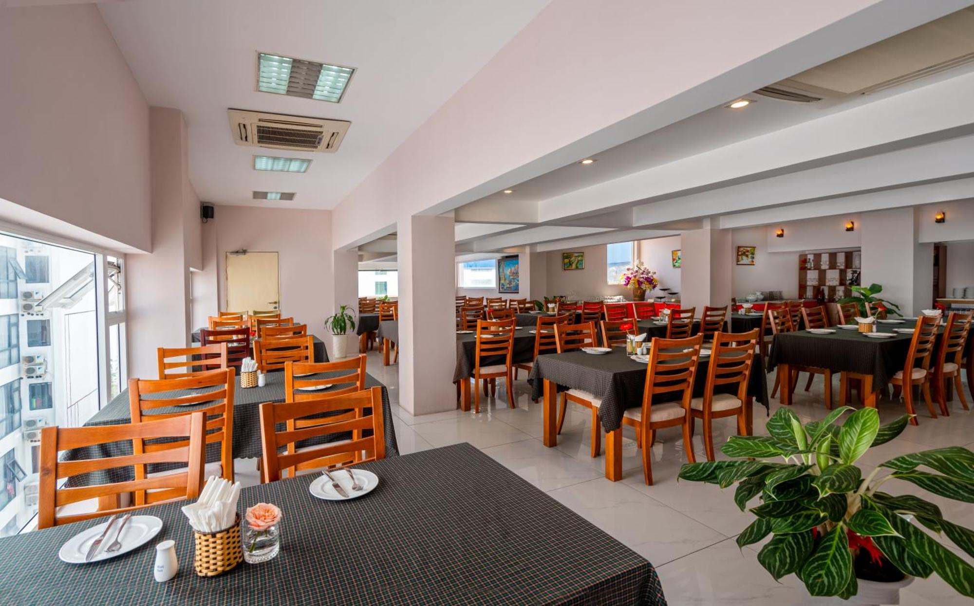 Bidv Beach Hotel Nha Trang Exterior photo