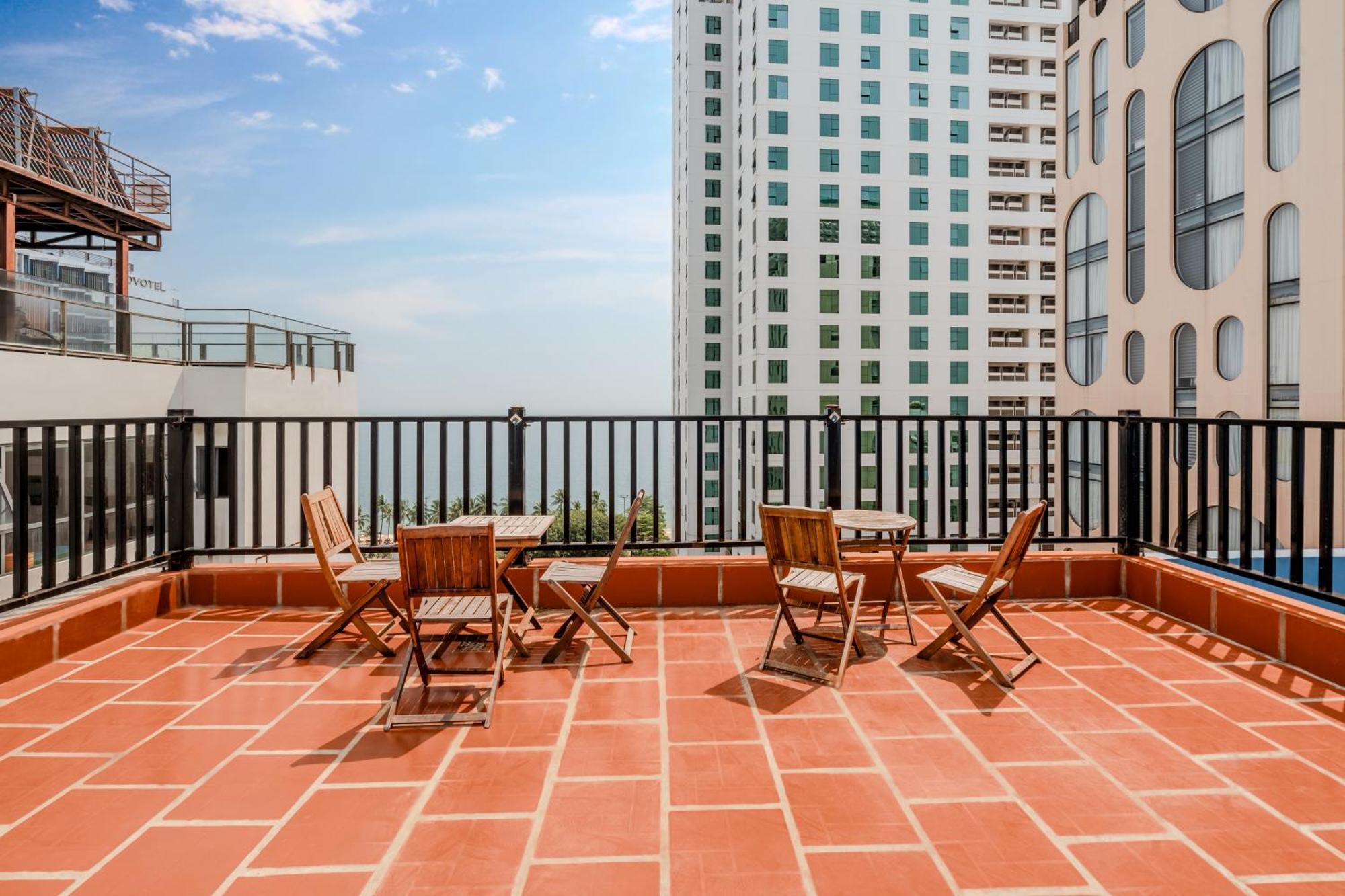 Bidv Beach Hotel Nha Trang Exterior photo